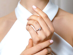 Verlobungsring Surprise in 18K Weißgold mit Diamant 1,00ct H/SI