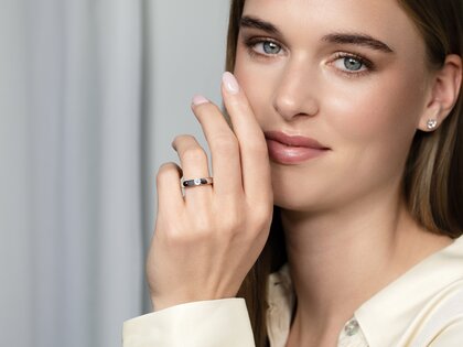 Verlobungsring Destiny in 14K Gelbgold mit Diamant 0,20ct H/SI