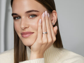 Verlobungsring Infinity in 9K Weißgold mit Diamant 0,30ct H/SI