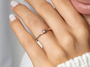 Verlobungsring Touch in 18K Weißgold mit Diamant 0,04ct G/SI