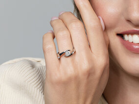 Verlobungsring Twist in Platin 950/- mit Diamant 0,25ct G/SI