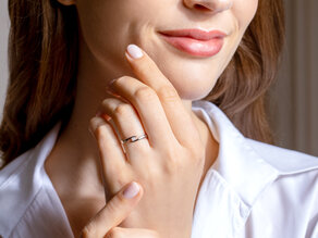 Verlobungsring Twist in Silber 925/- mit Diamant 0,07ct D/IF