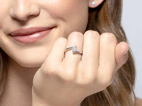 Verlobungsring Vibe  in 9K Gelbgold mit Diamant 0,75ct H/SI